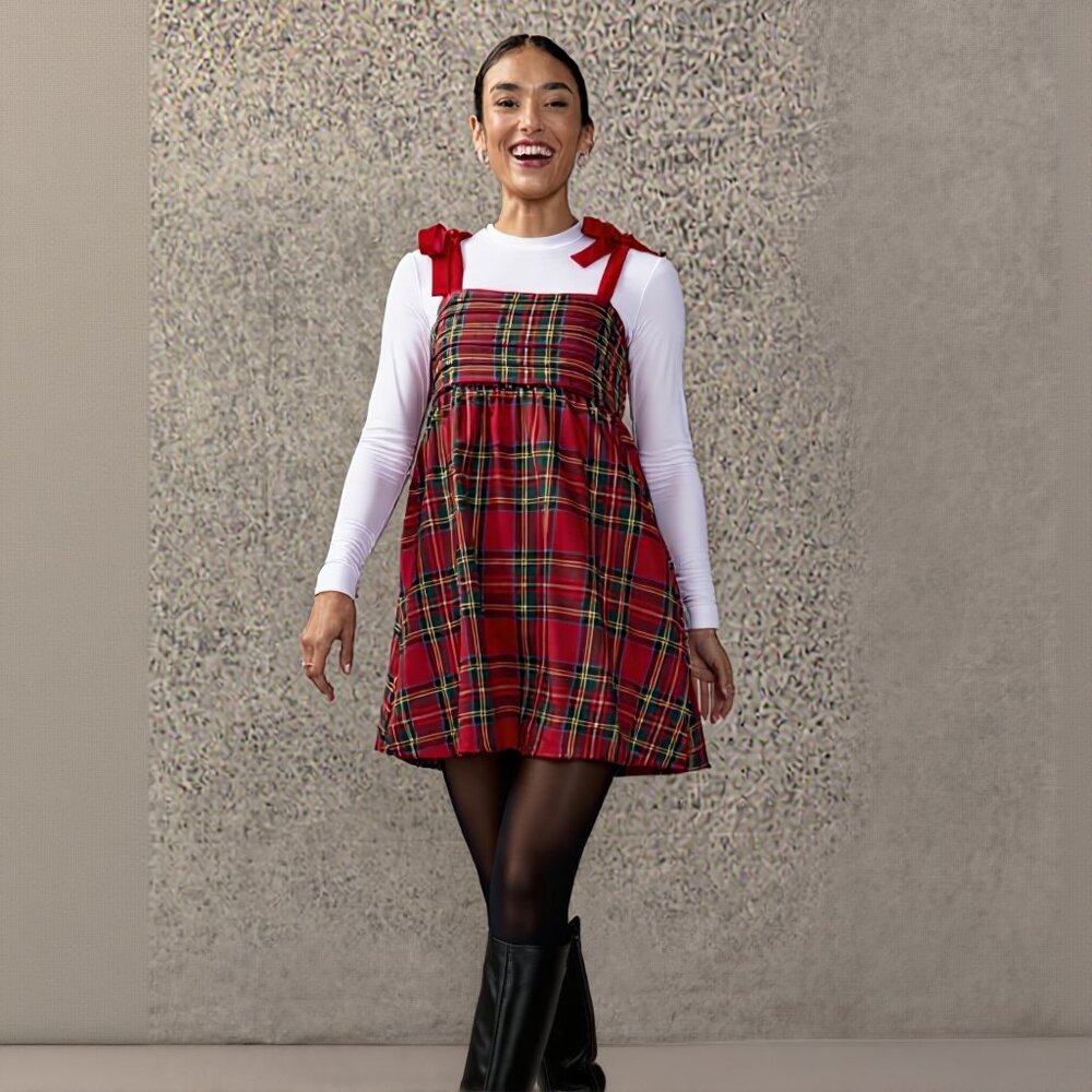 Red Plaid Sleeveless Dress - Picture 4 of 10